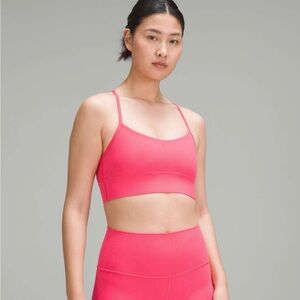 Lululemon
Flow Y Nulu Longline Bra *Light Support, A–C Cups